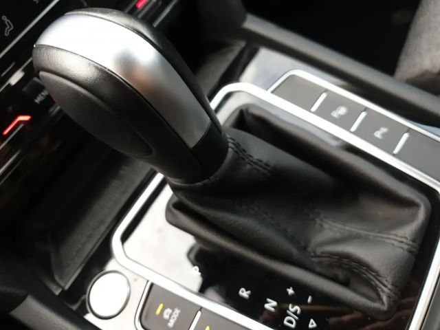 Volkswagen Passat 2.0 TDI Business DSG Variant