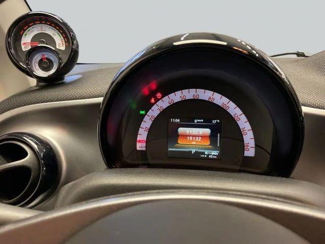 Smart EQ fortwo Cabrio Passion Premium