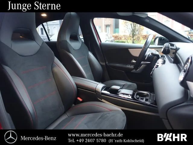 Mercedes-Benz A 250 A 250 e AMG Line