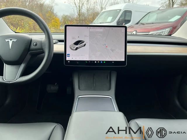 Tesla Model 3 RWD Standard Range