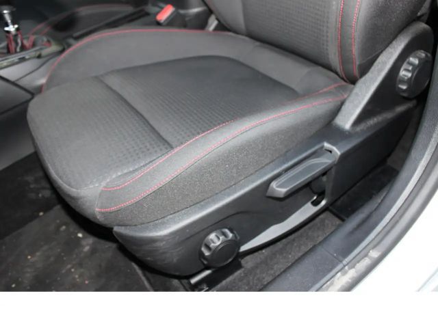 Ford Focus ST Line Wagon