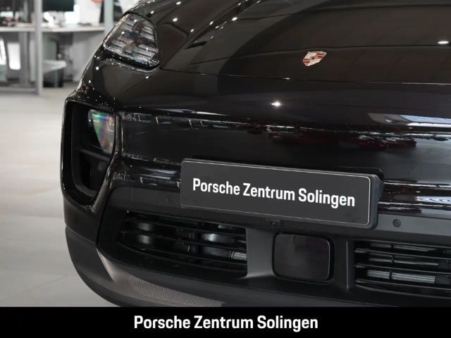 Porsche Macan 4