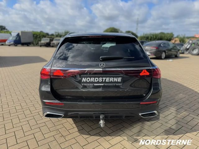 Mercedes-Benz E 200 AMG Line