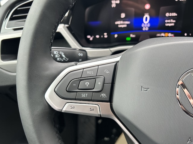 Volkswagen Touran 1.5 TSI DSG R-Line