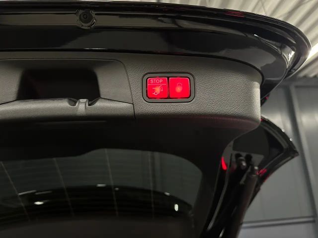 Mercedes-Benz GLA 200 AMG Line