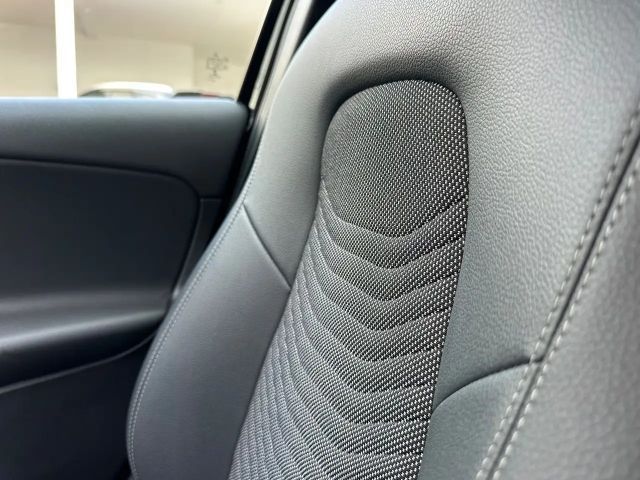 Mercedes-Benz A 180 A 180 d Style