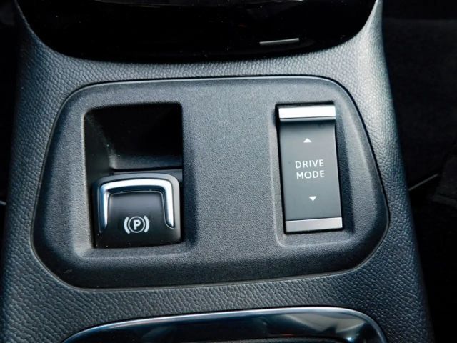 Opel Corsa Corsa Elektric 3-Phasen 11KW Charger  Allwetterrei