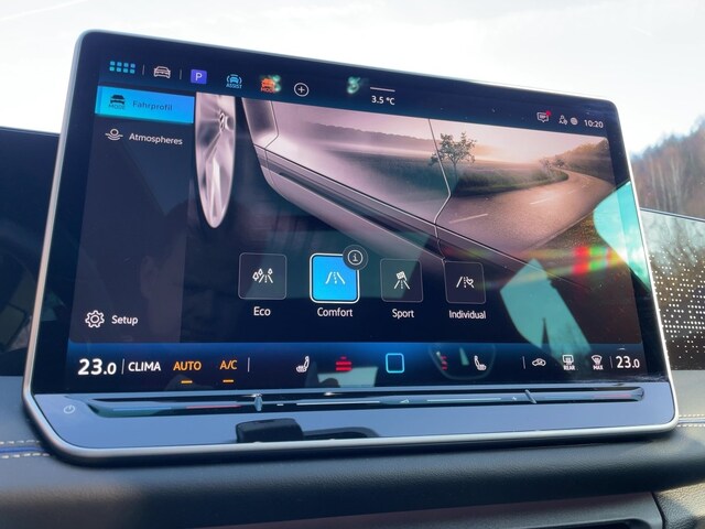 Volkswagen Tiguan BLACK+MATRIX+APP+DAB+AHK+HUD+PANO