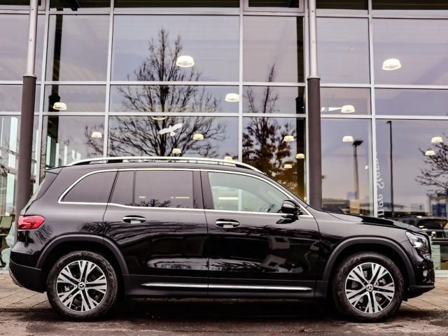 Mercedes-Benz GLB 200 4MATIC GLB 200 d