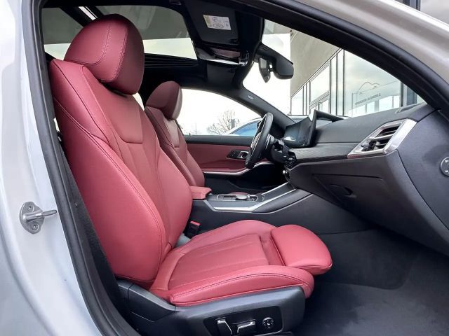 BMW 330 330e M-Sport Touring