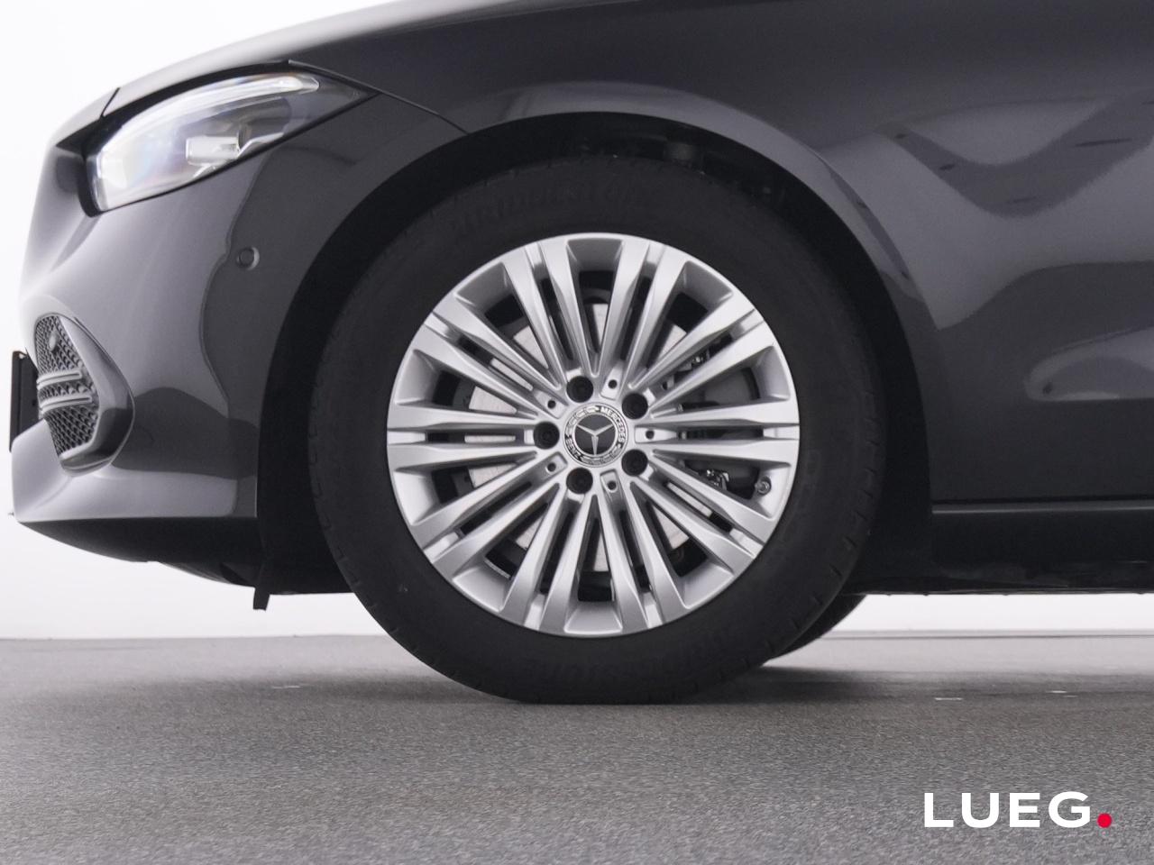 Mercedes-Benz C 200 AVANTGARDE Sedan