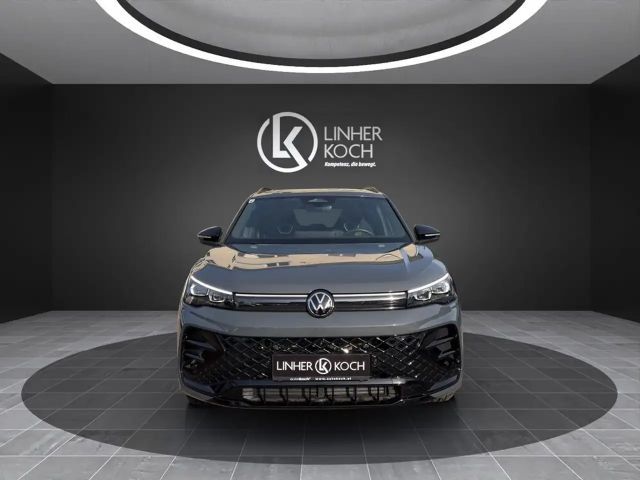 Volkswagen Tiguan DSG R-Line