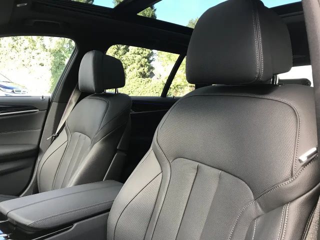 BMW 530 530d M-Sport Touring