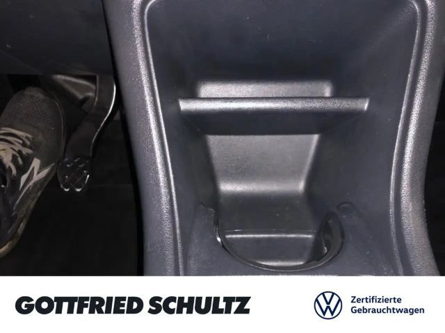 Volkswagen up! Active