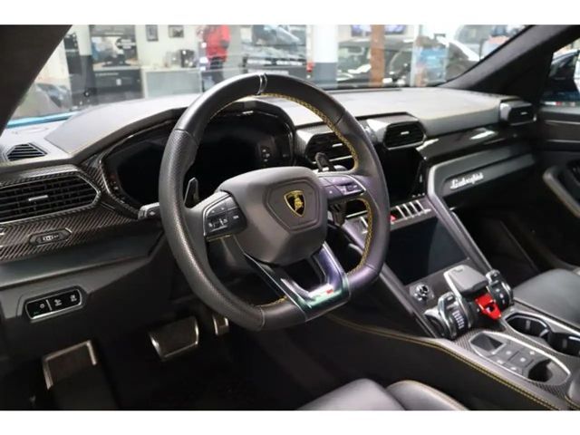 Lamborghini Urus Ceramic,Carbon,B&O Sound,Voll,Garantie06/26