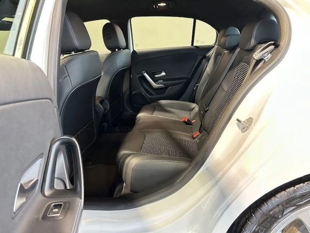 Mercedes-Benz A 200 Progressive