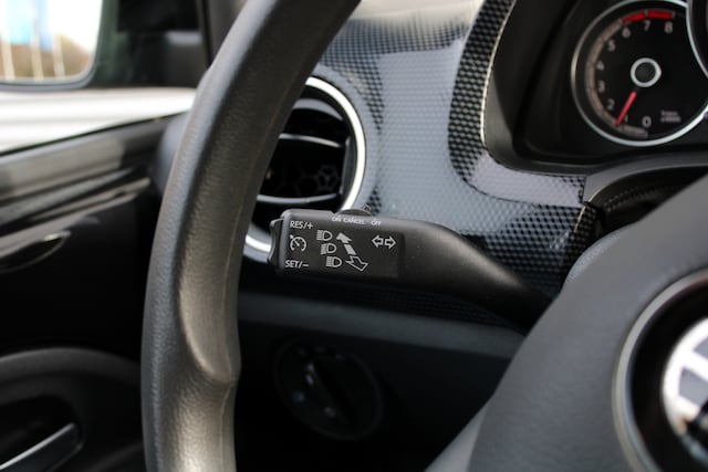 Volkswagen up! 1.0 RFK GRA PDC 4Season DAB+