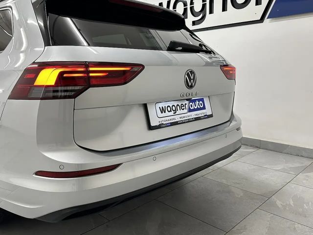 Volkswagen Golf DSG Life Variant