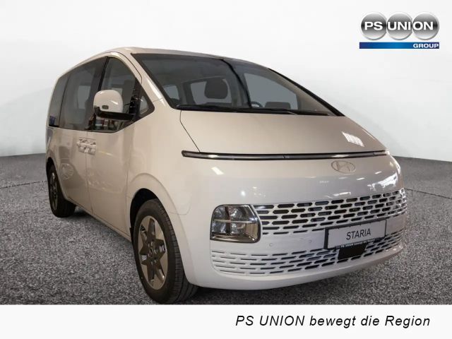 Hyundai Staria Trend