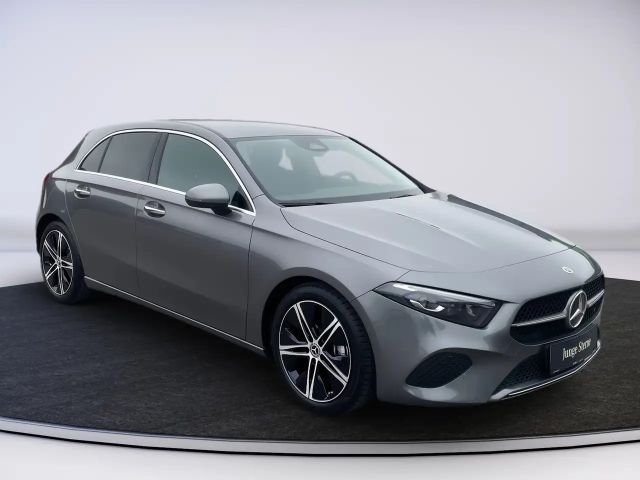 Mercedes-Benz A 180 Hatchback