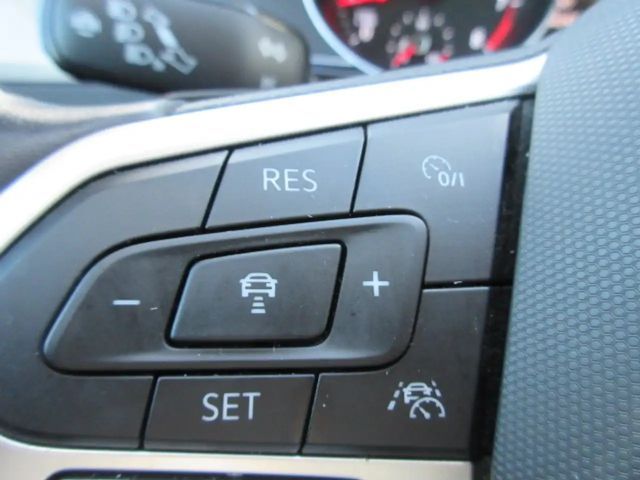 Volkswagen Passat 1.5 TSI Business DSG Variant