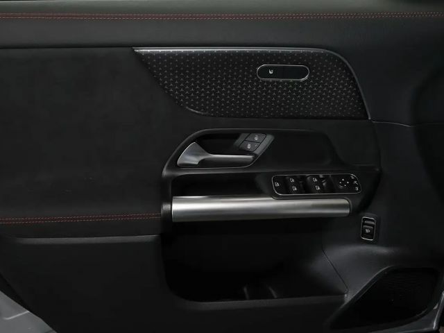 Mercedes-Benz EQA 250 AMG Line