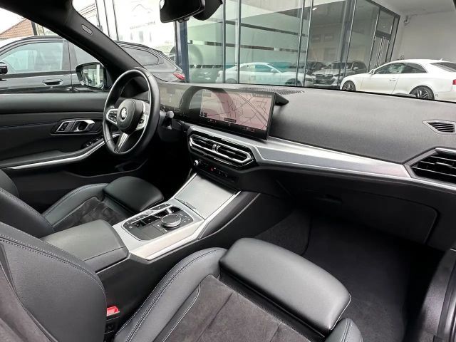 BMW 320 320d M-Sport Sedan xDrive