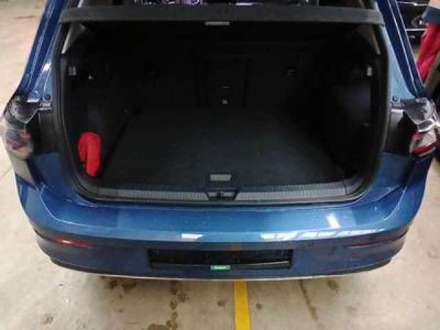 Volkswagen Golf 1.5 eTSI DSG Golf VIII IQ.Drive