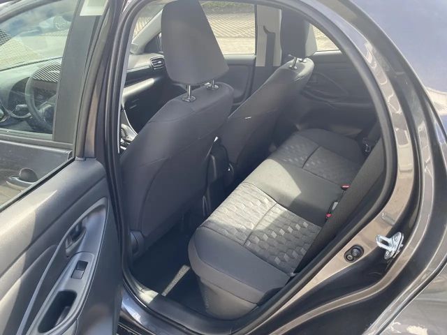 Mazda 2 Hybrid 1.5L VVT-i 116 PS e-CVT CENTRE-LINE