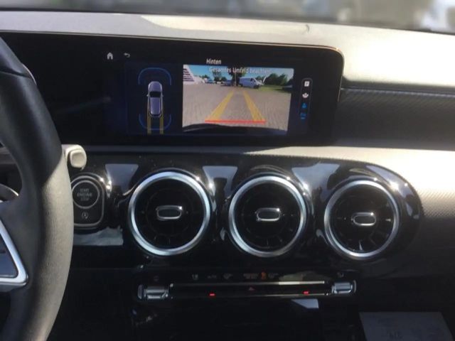 Mercedes-Benz A 180 Progressive