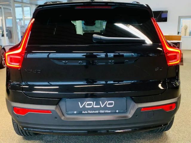 Volvo XC40 Plus