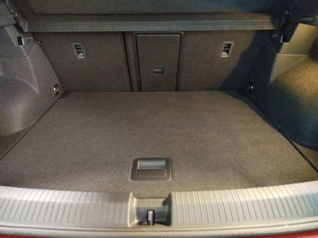 Volkswagen T-Roc 2.0 TSI DSG IQ.Drive R-Line