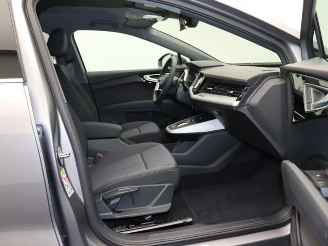 Audi e-tron . Virt.Cockpit Matrix Navi AHK