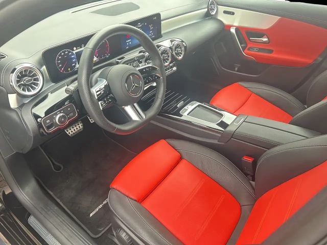 Mercedes-Benz CLA 200 AMG Line CLA 200 d Coupé