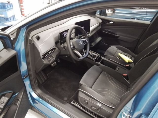 Volkswagen ID.4 Matrix/CCS/CarPlay/AHK/360/ACC/HUD/LED