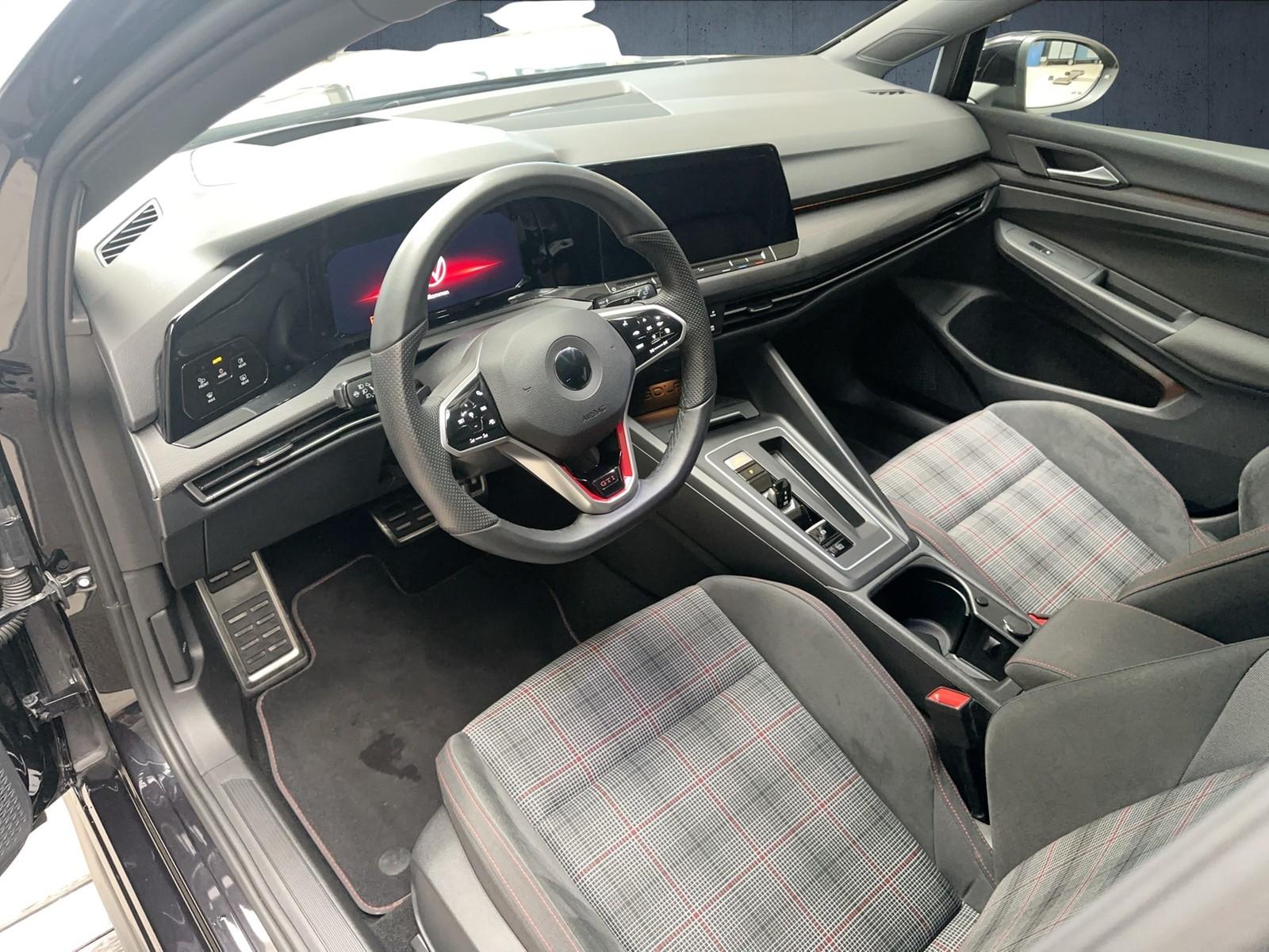 Volkswagen Golf 2.0 TSI DSG GTI