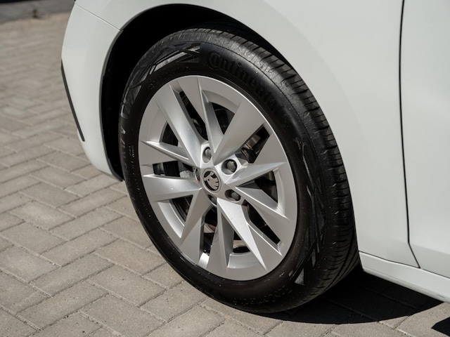 Skoda Octavia 1.0 TSI Combi