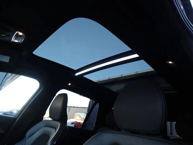 Volvo XC90 AWD R-Design