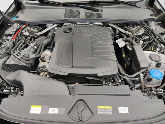 Audi A6 Avant Quattro S-Tronic