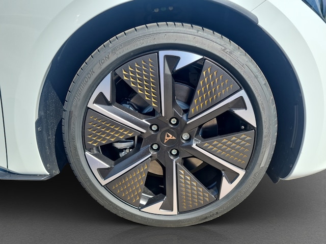 Cupra Born 240 KW 79 kWh ACC Navi KlimaA PDC Pano