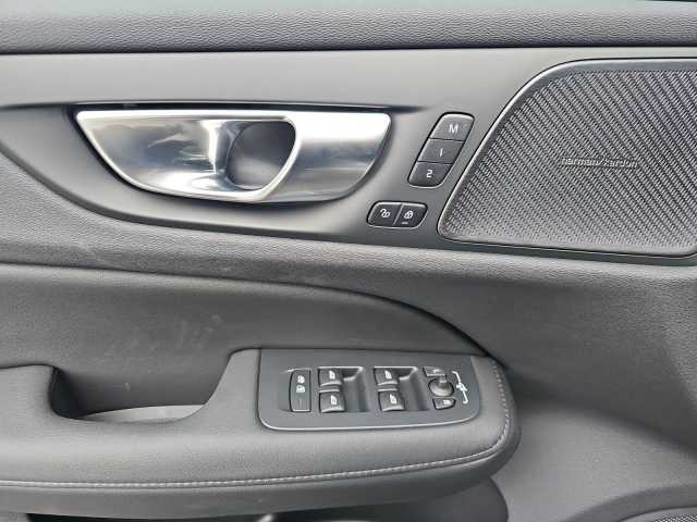 Volvo V60 Dark Plus T8