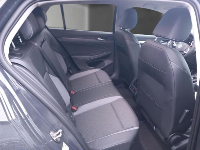 Volkswagen Golf 1.5 eTSI DSG Golf VIII