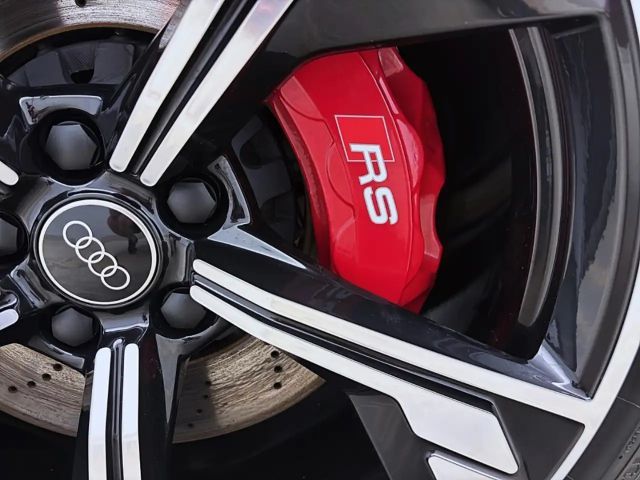 Audi RS4 Avant Quattro