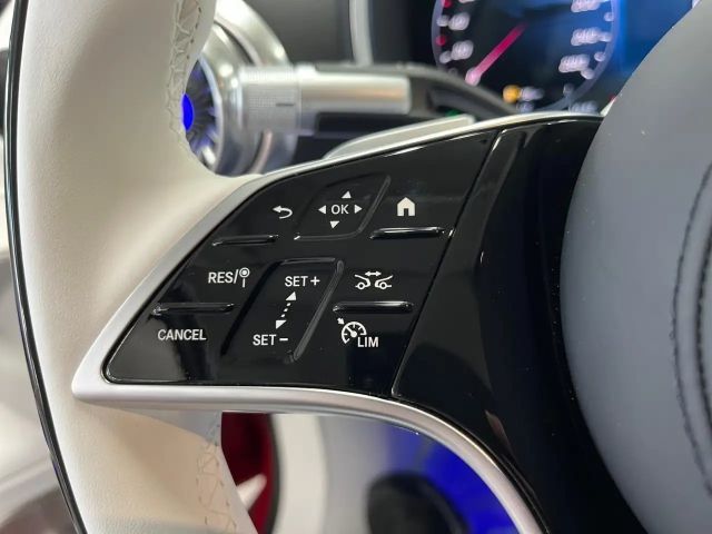 Mercedes-Benz SL 680 Maybach Monogram Series Pattern auf Motorhaube