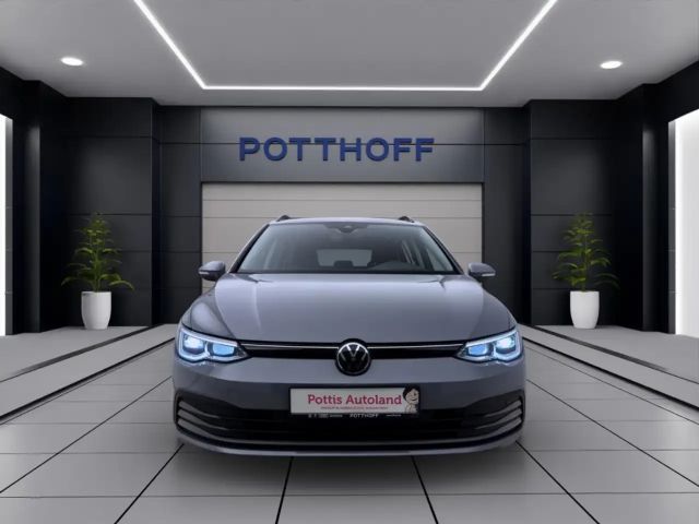 Volkswagen Golf 1.0 TSI IQ.Drive Life Variant