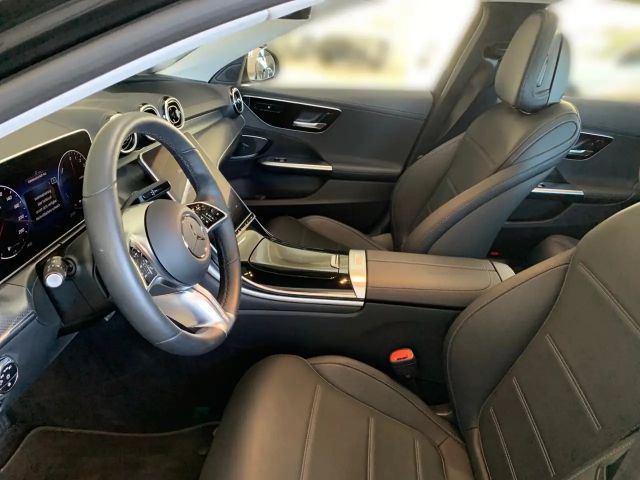 Mercedes-Benz C 300 AVANTGARDE Sedan