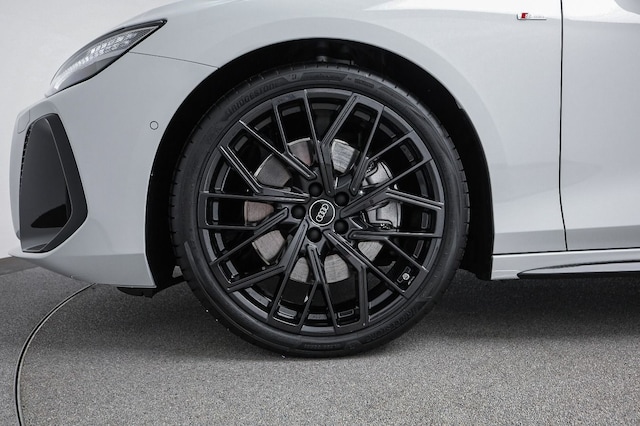 Audi A6 e-tron Avant Quattro