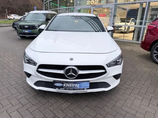Mercedes-Benz CLA 200 AHK-el. klappb. Navi Digitales Cockpit LED El. Hec