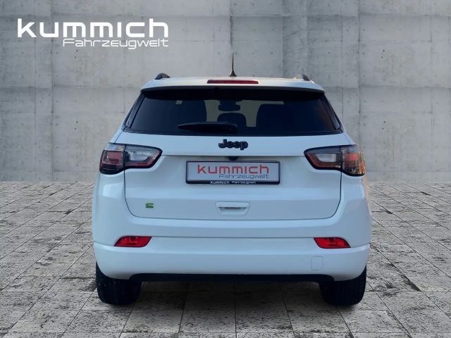 Jeep Compass Altitude Hybrid