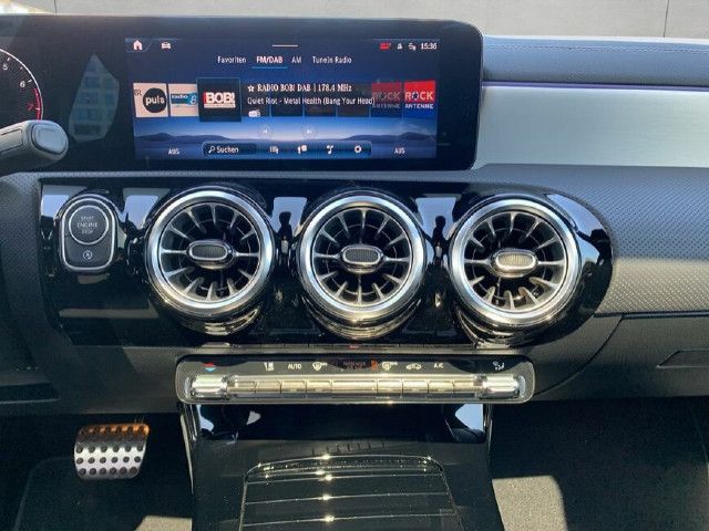 Mercedes-Benz CLA 200 Coupé